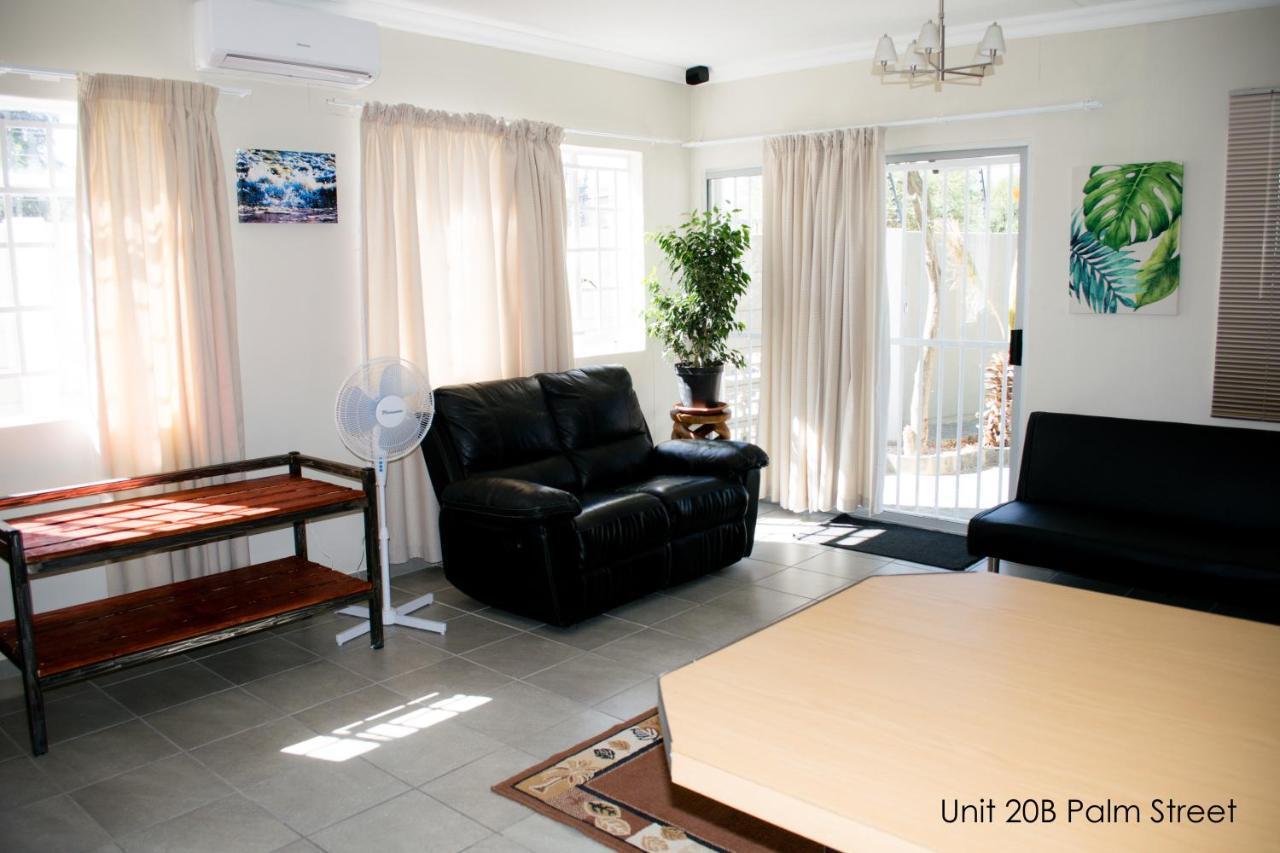 Apartamento Bateleur Self Catering Cc Windhoek Exterior foto