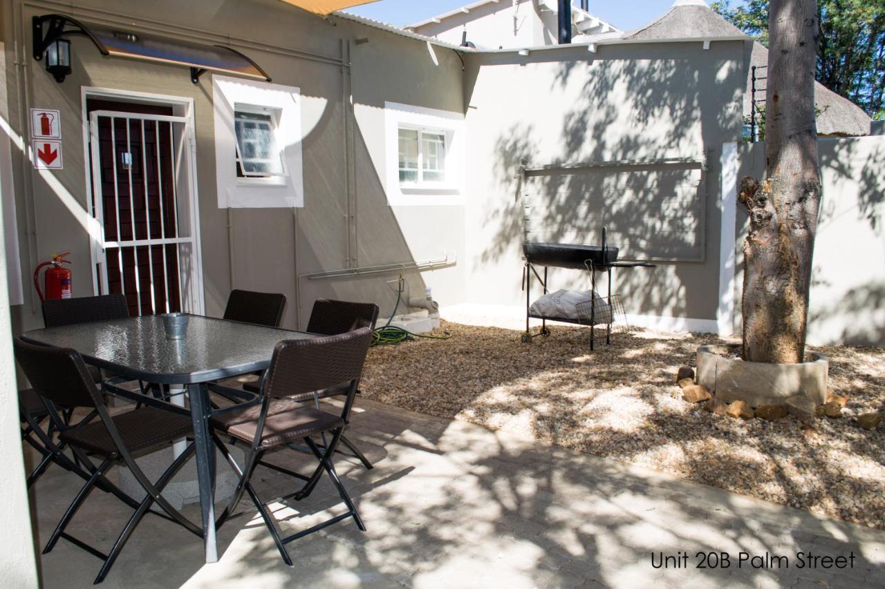Apartamento Bateleur Self Catering Cc Windhoek Exterior foto