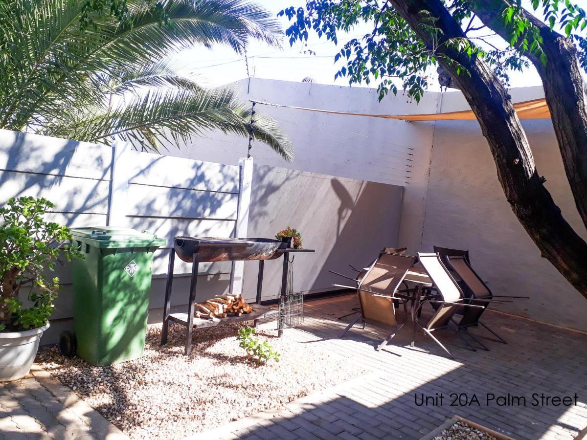 Apartamento Bateleur Self Catering Cc Windhoek Exterior foto